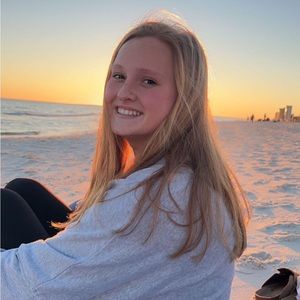 Meet your Posher, Mallory